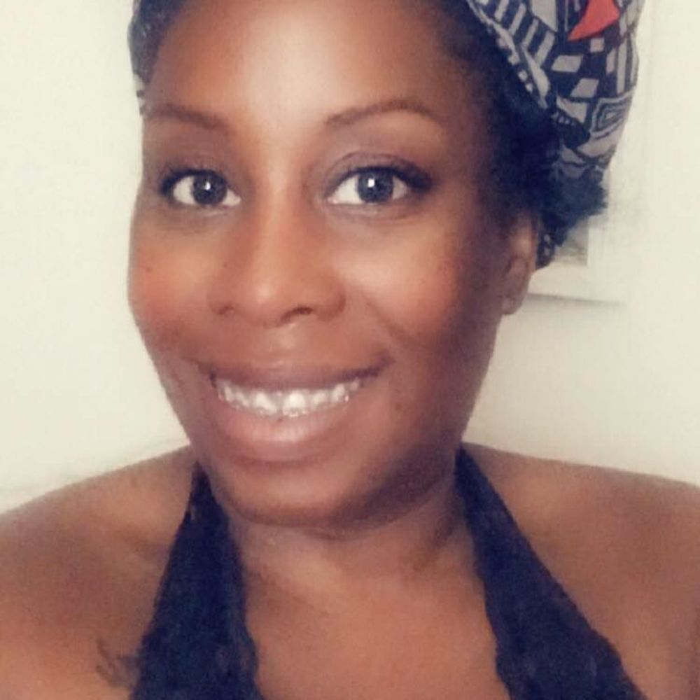 Meet your Posher, Lela k